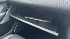 Land Rover Range Rover Velar 2.0 D200 R-Dynamic SE 5dr Auto Diesel Estate